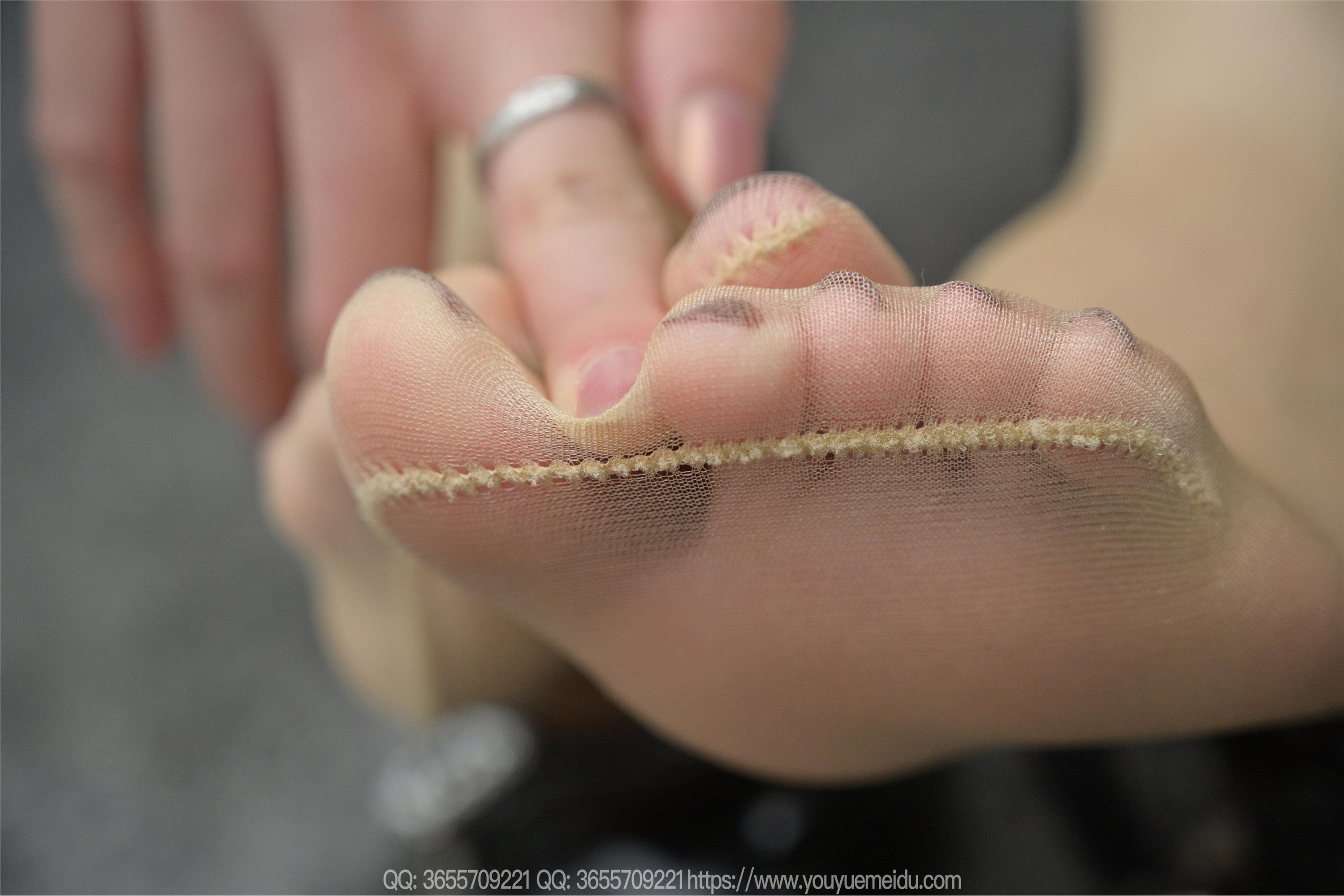 IESS异思趣向  2025.05.16 丝享家 2055 团团《红裙子（上）》